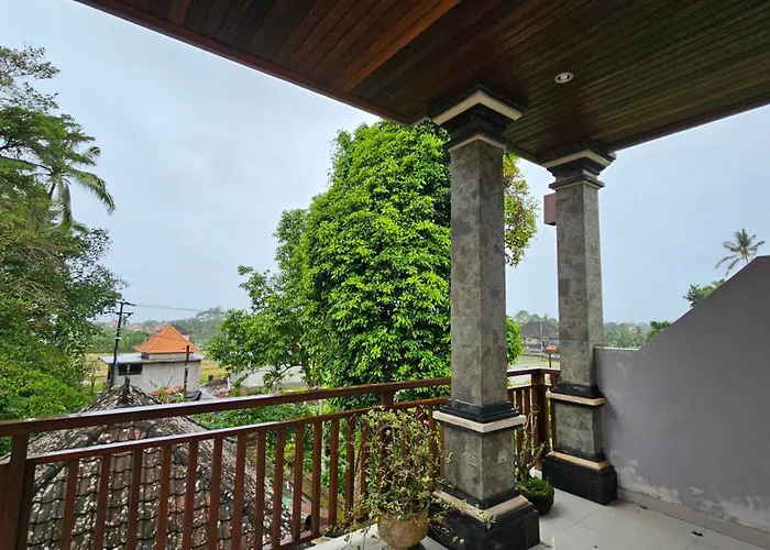 Yudi House 3 *